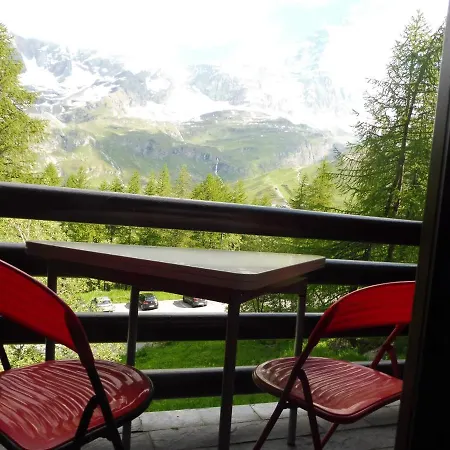 90 Con Vista E Balcone